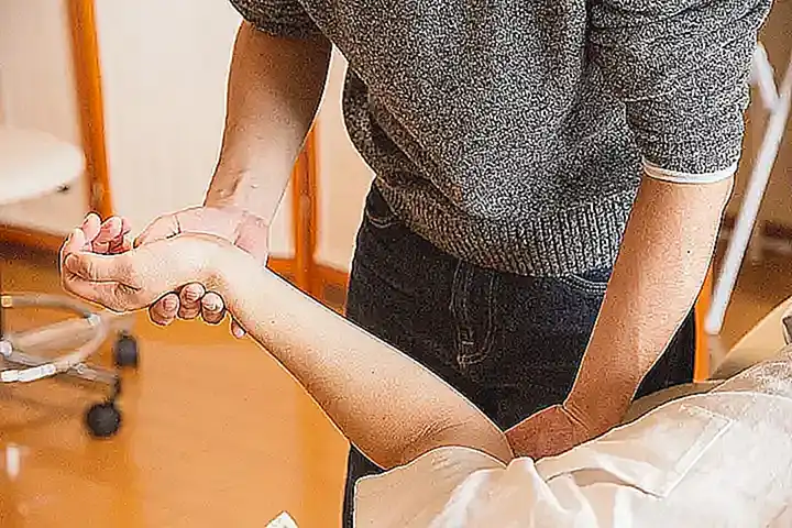 Imagen relacionada con el subtítulo h2: Beneficios físicos y mentales