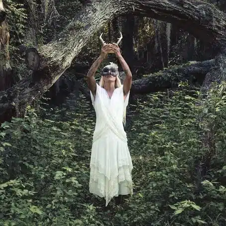 Imagen relacionada con el subtítulo h2: Mito antropogónico: Obatala y Olorun